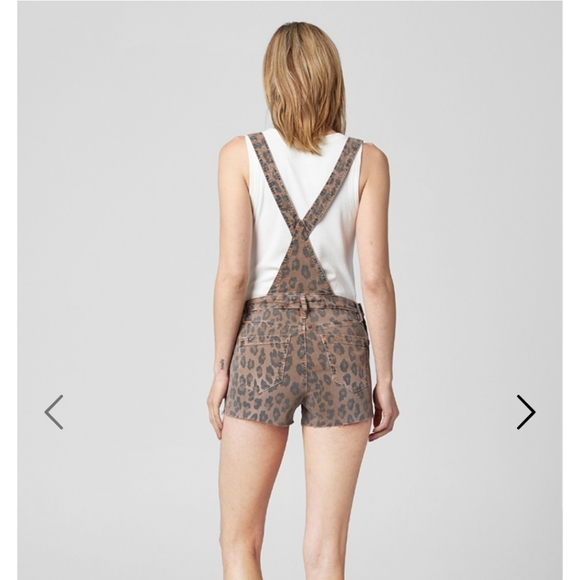 BLANK NYC Shortall in Catwalk - Picture 3 of 15